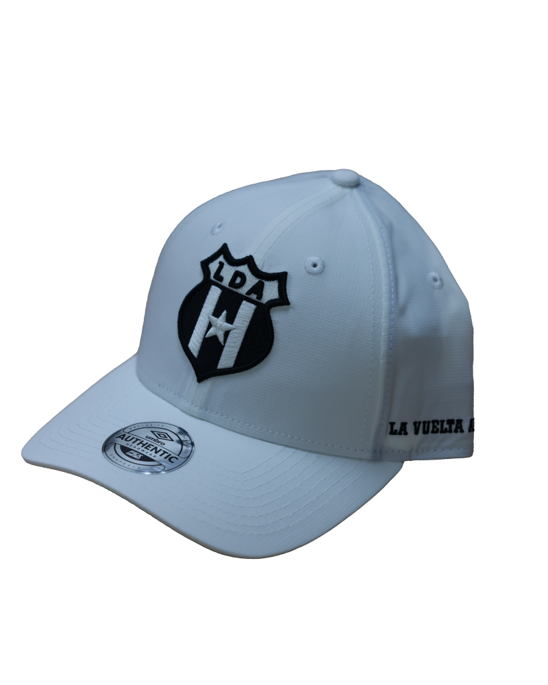 GORRA BLANCA 2