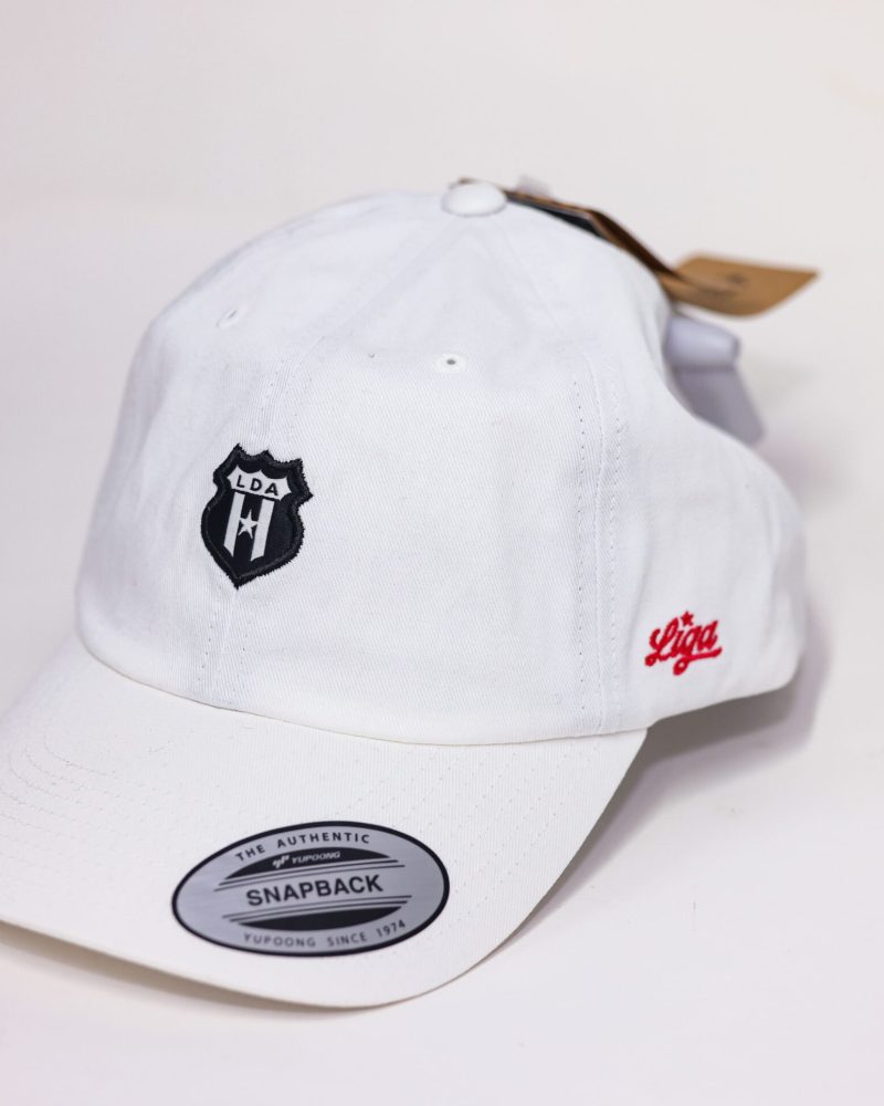 gorra blanca 1.1